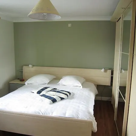 Le Clos Fleuri 度假居 布永